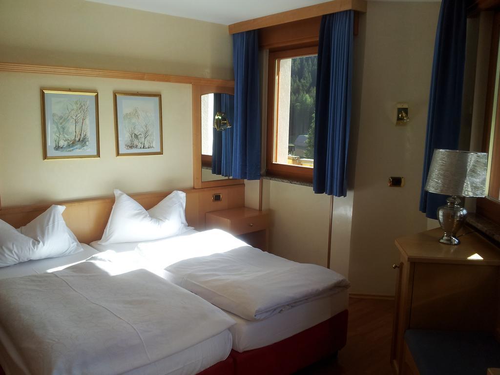 Chalet Brigitte B&B Arabba Habitación foto
