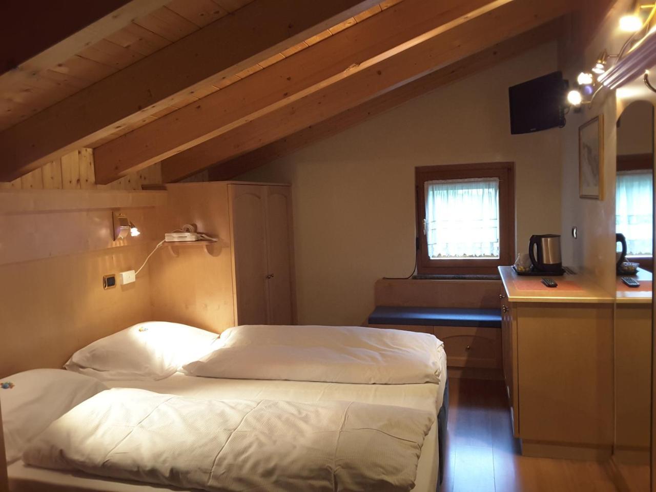 Chalet Brigitte B&B Arabba Exterior foto