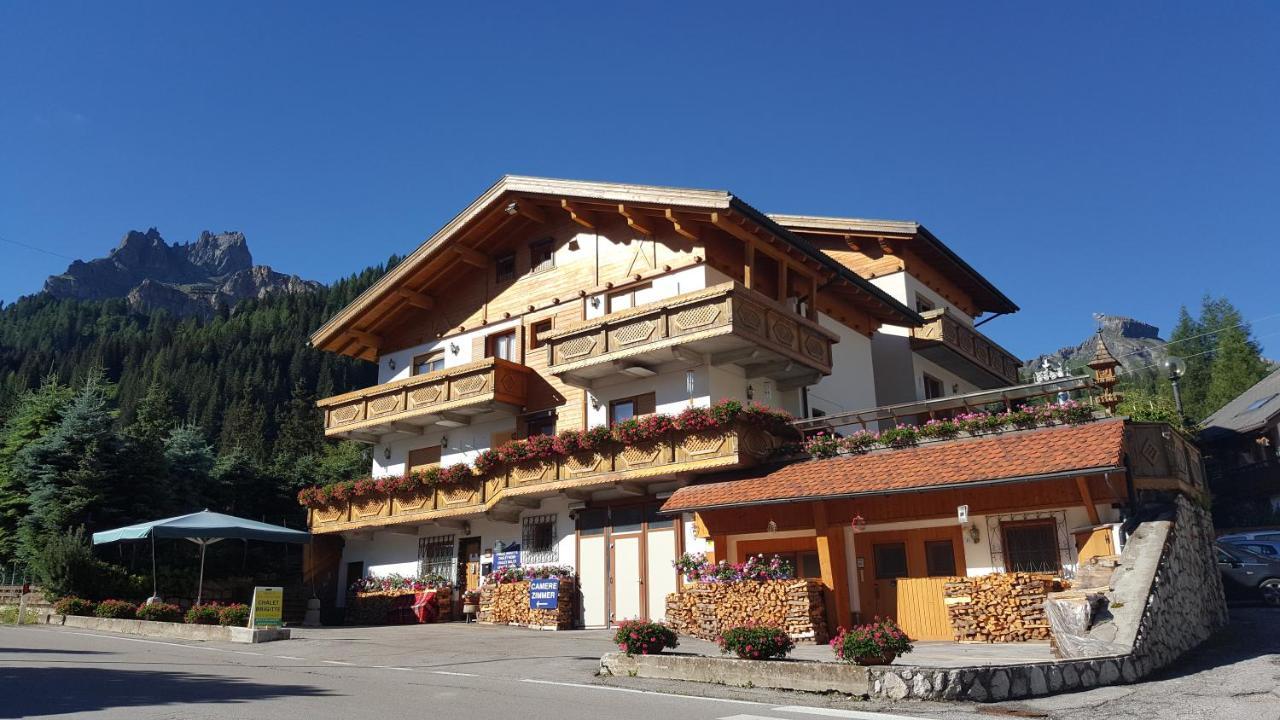 Chalet Brigitte B&B Arabba Exterior foto